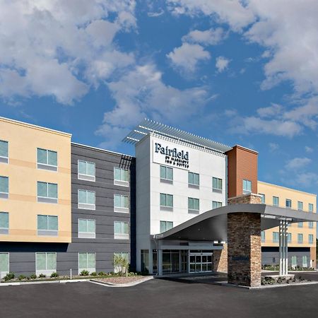 Fairfield Inn & Suites By Marriott Lake Geneva Exterior photo